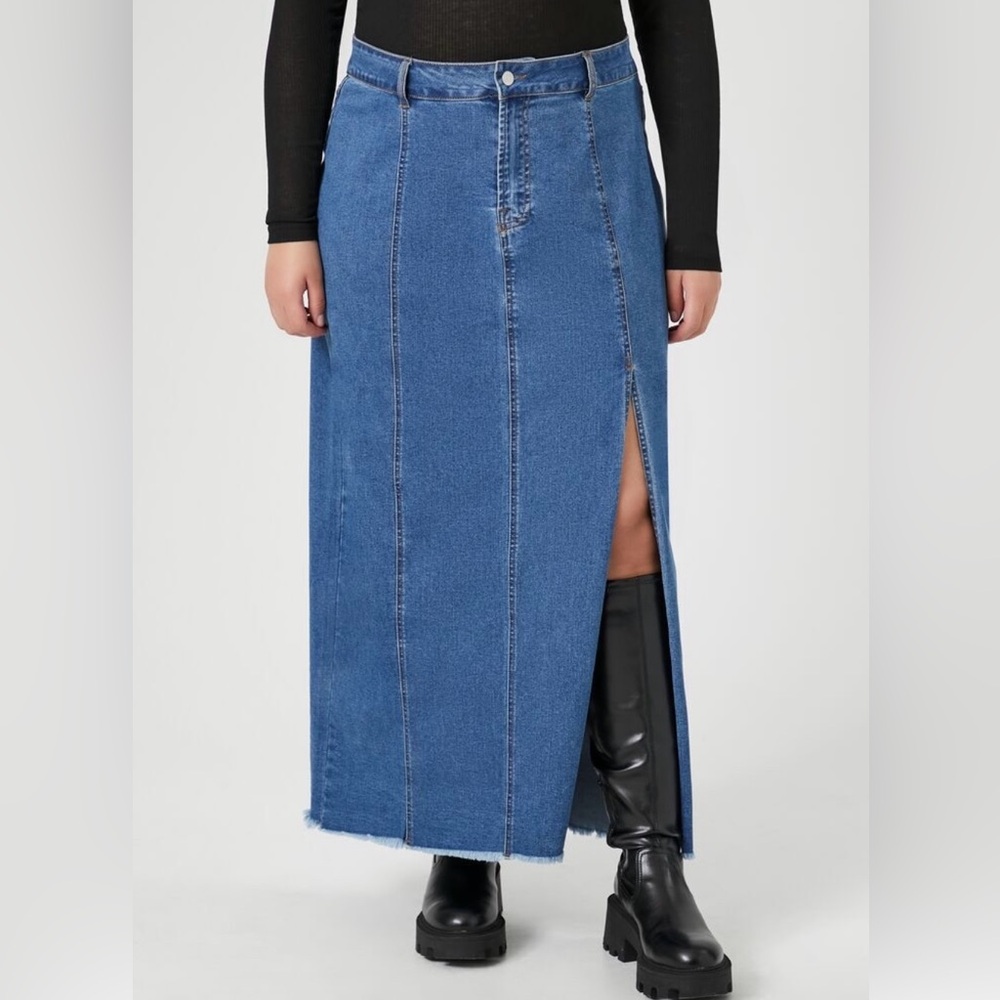 Plus sized denim Maxi Skirt w/ Slit